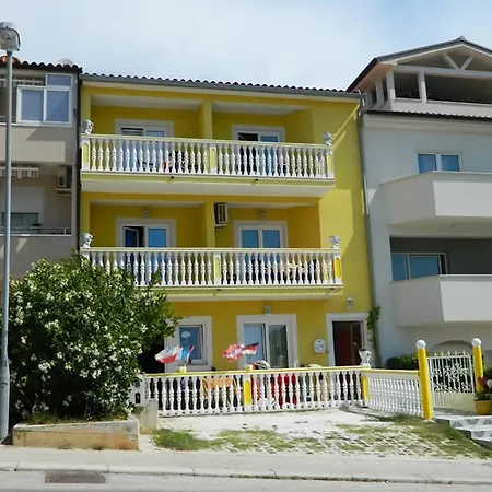 Carlijeva Apartment Pula